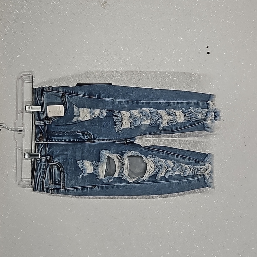 Denim crop shorts, Small. A7